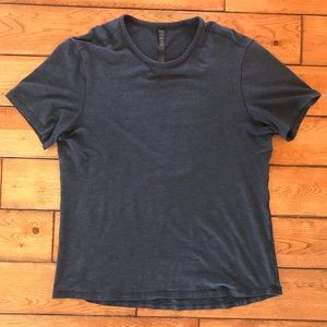 Lululemon 5 year basic tee Navy size L